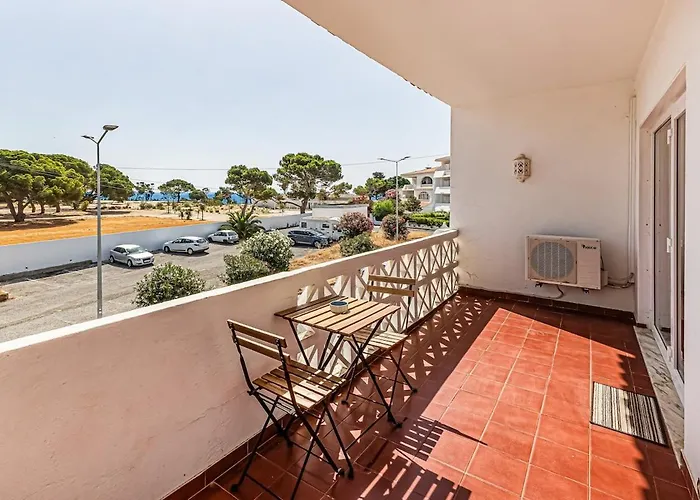 5-minute Walk To Aveiros * אלבופיירה