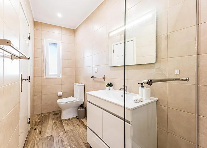 5-minute Walk To Aveiros דירה אלבופיירה