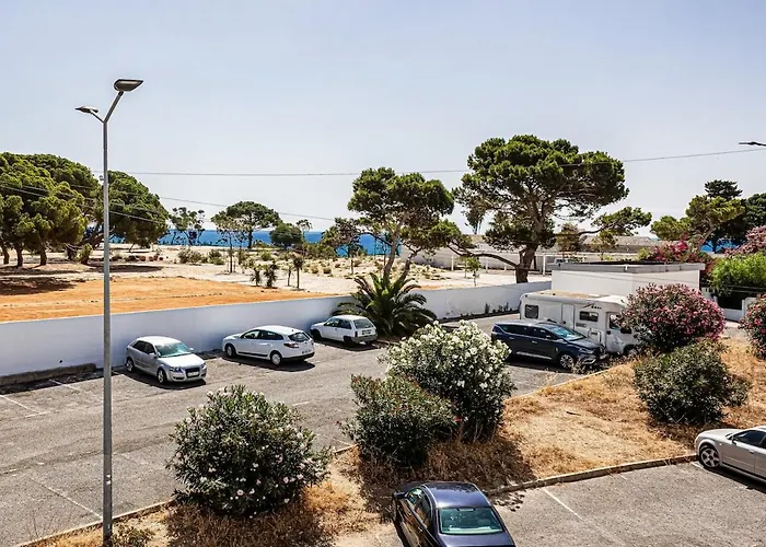 דירה 5-minute Walk To Aveiros *