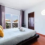 Appartement 5-minute Walk To Aveiros *